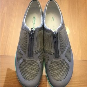 Merrill women’s Castlerock performance shoes